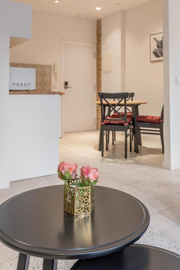 Modern Apartment Close To City Centre Valencia Exterior foto