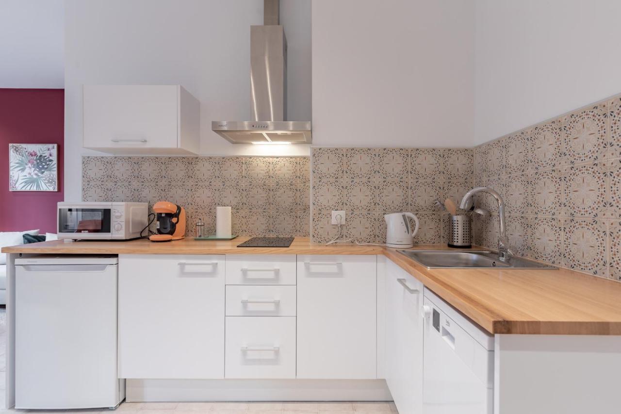 Modern Apartment Close To City Centre Valencia Exterior foto